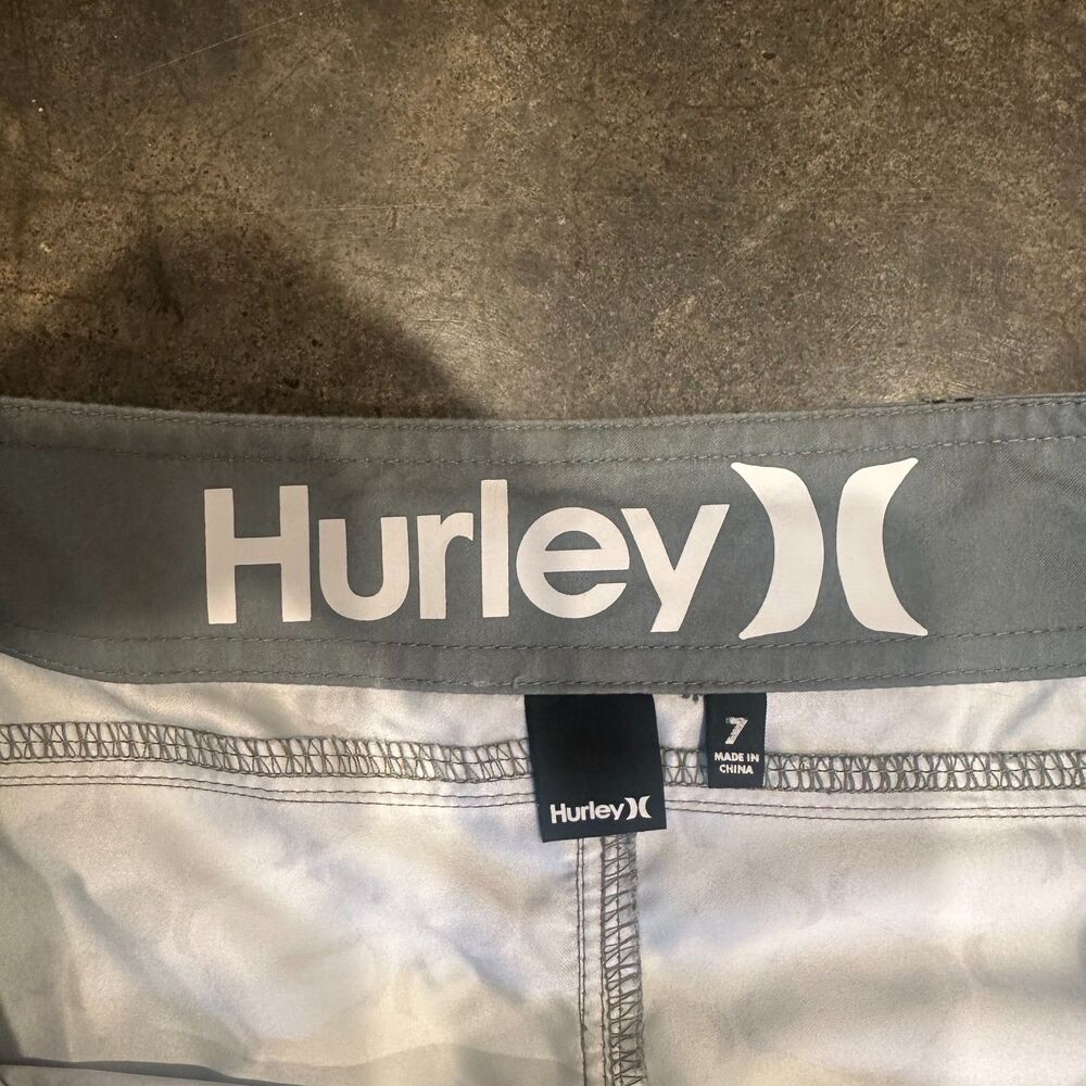 Hurley White and Black Geometric One-Piece Swimsuit - Picture 4 of 5